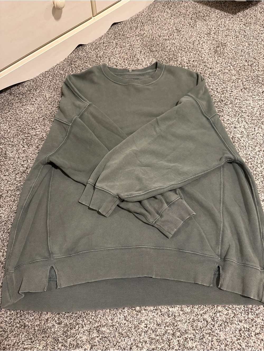 aerie Crewneck Sweatshirt in Slate Green